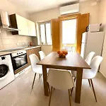 Апартаменты Domisol Duplex Near Sea Сент-Полс-Бей