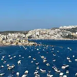 Domisol Duplex Near Sea Apartment St. Paul's Bay