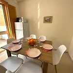 Domisol Duplex Near Sea Apartment St. Paul's Bay