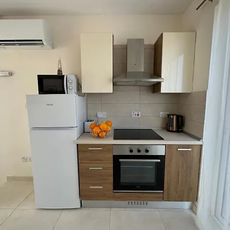 Domisol Duplex Near Sea Lägenhet St. Paul's Bay