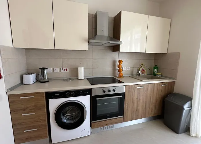 Domisol Duplex Near Sea St Paul's Bay