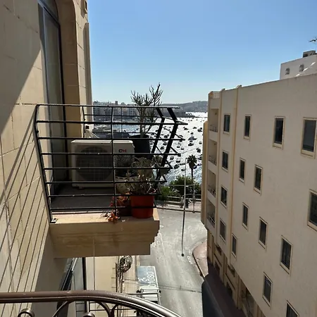 아파트 Domisol Duplex Near Sea